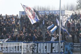 Fans des FSV Frankfurt. Foto: getty images