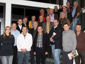 Die anwesenden Kreispressewarte zusammen mit der Kommission Medien, Foto: HFV