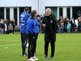 SGE-Coach Armin Veh blickt positiv in die Zukunft, Foto: A2/Hartenfelser