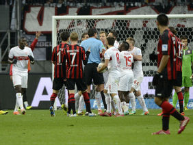 Turbulent ging es beim letzten Spiel zwischen der SGE und dem VfB zu, Foto: Getty Images