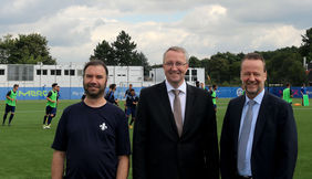Gemeinsam für den fußballerischen Nachwuchs - Björn Kopper, Jens-Uwe Münker und Uwe Kuhl [Foto: SV Darmstadt 98]