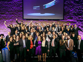 Gruppenbild mit allen Gewinnern der Econ Awards 2015 - und FUSSBALL.DE mittendrin. Foto: Thomas Rosenthal und Peter Adamik / Econ